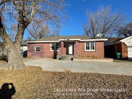 featured image of 3033 Sw 37th St