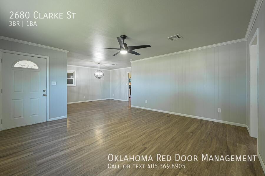 2680 Clarke St - Photo 2 of 22