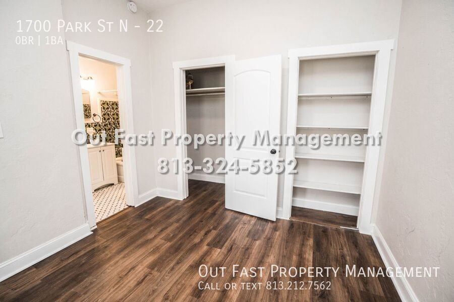 1700 Park St N #22 - Photo 6 of 20