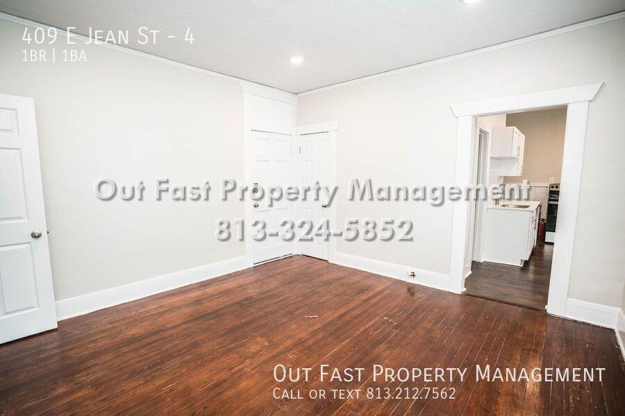 409 E Jean St #4 - Photo 6 of 37