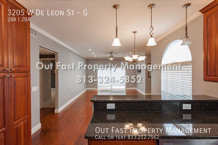 3205 W De Leon St #G - Photo 7 of 26