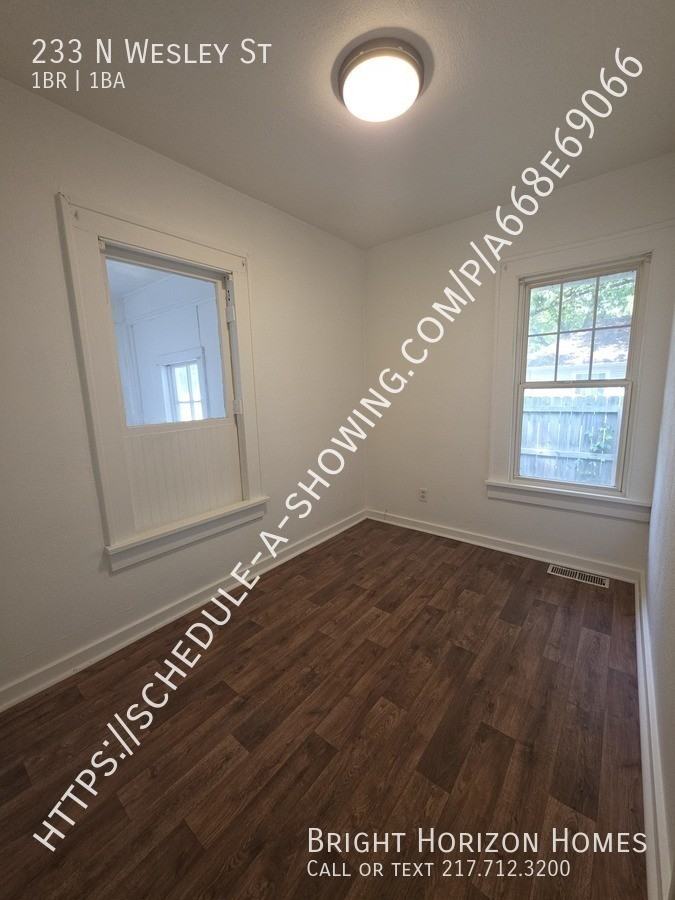 233 N Wesley St - Photo 7 of 13