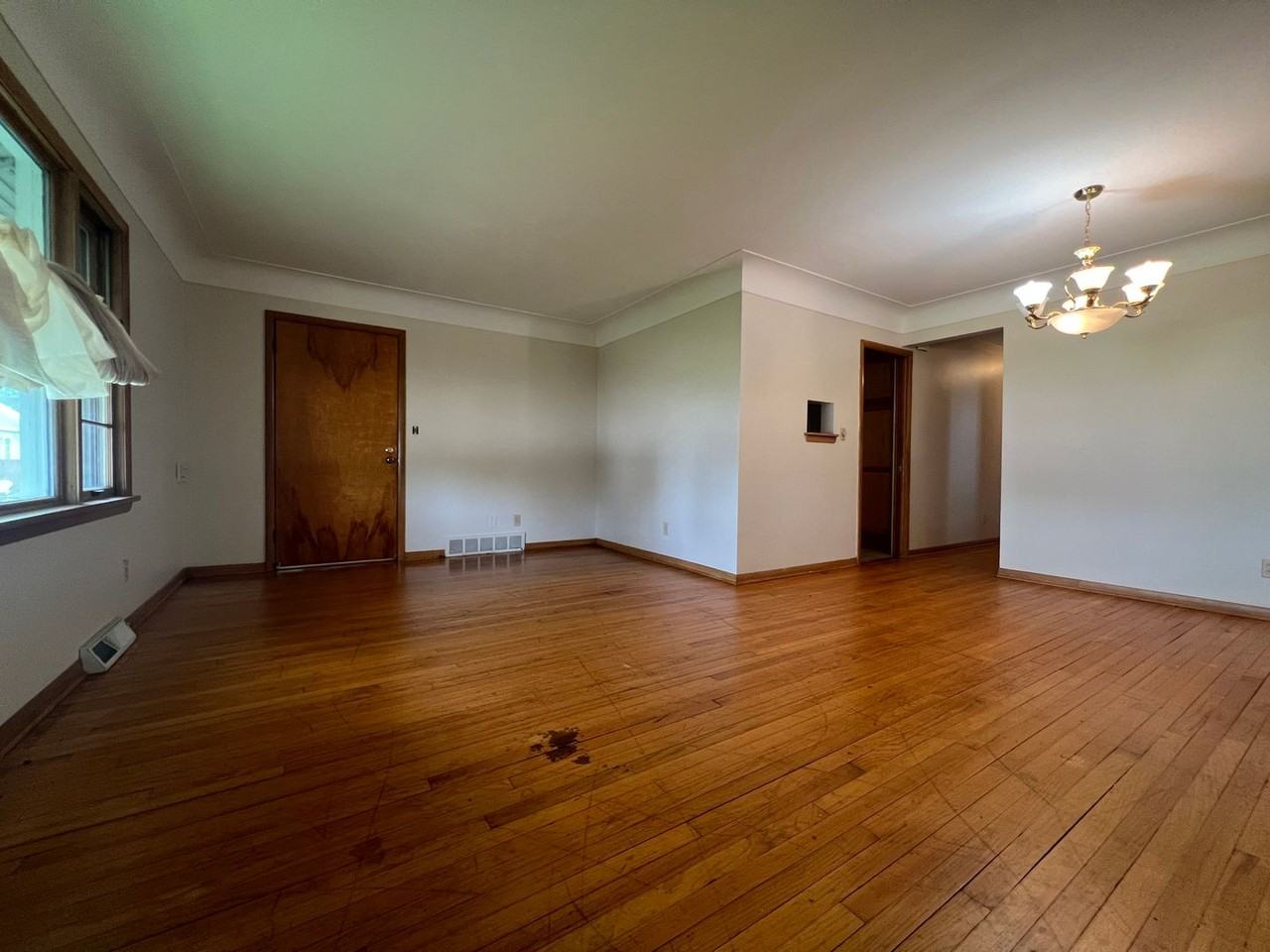 26202 Lake Shore Blvd Lowr - Photo 7 of 20