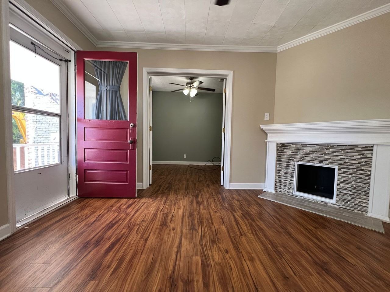 1726 Starkweather Ave - Photo 3 of 19