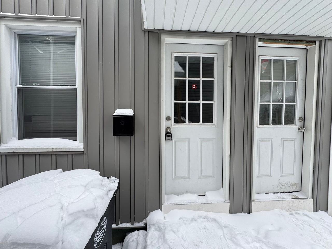 3026 Monroe Avenue - 3026 Monroe Ave #5 - Photo 2 of 15