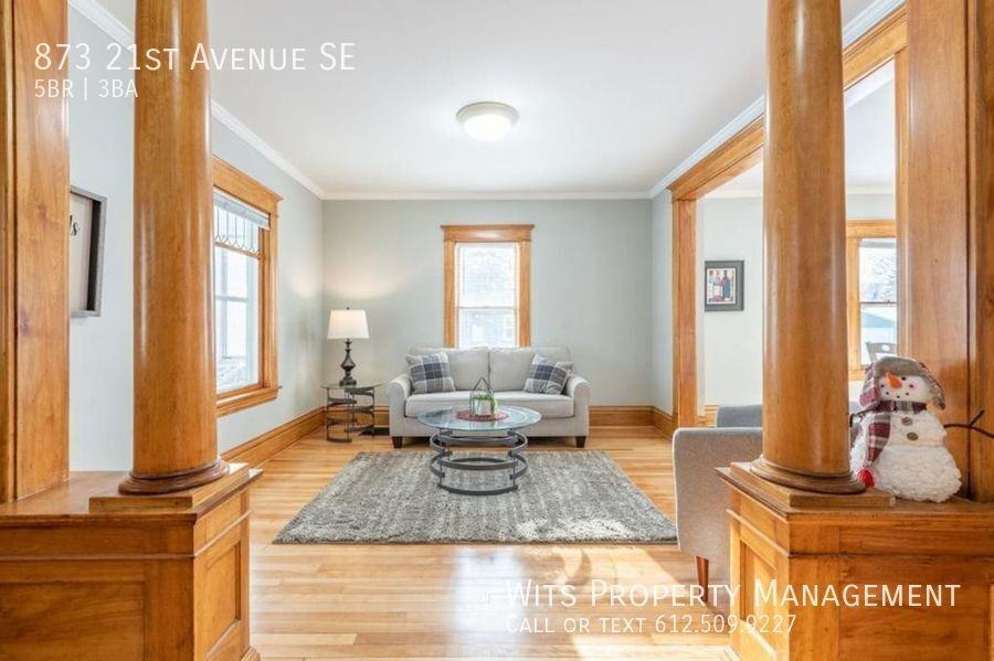 873 21st Ave Se - Photo 4 of 41