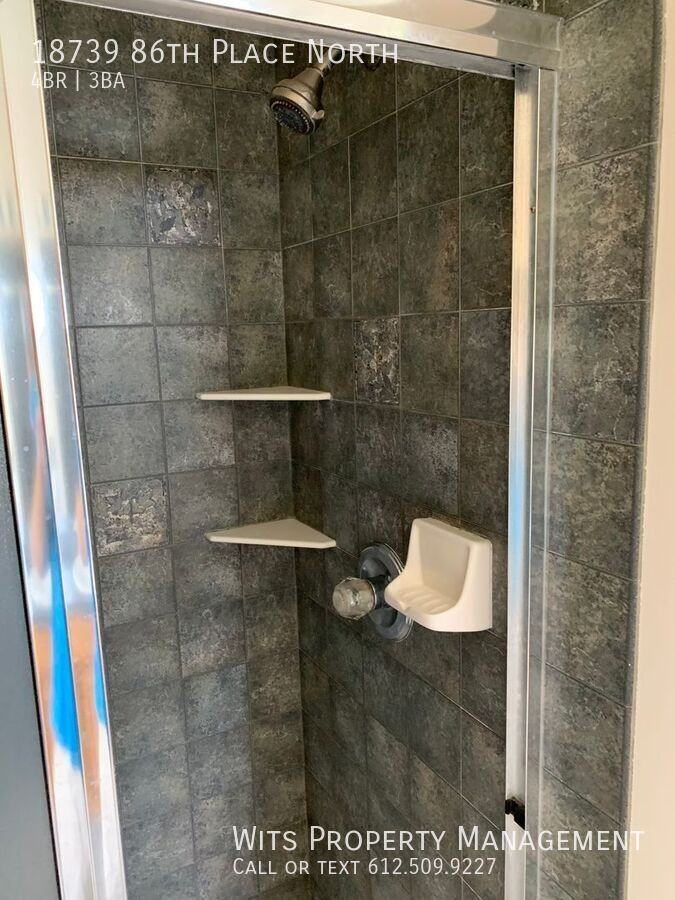 18739 86th Pl N - Photo 5 of 12