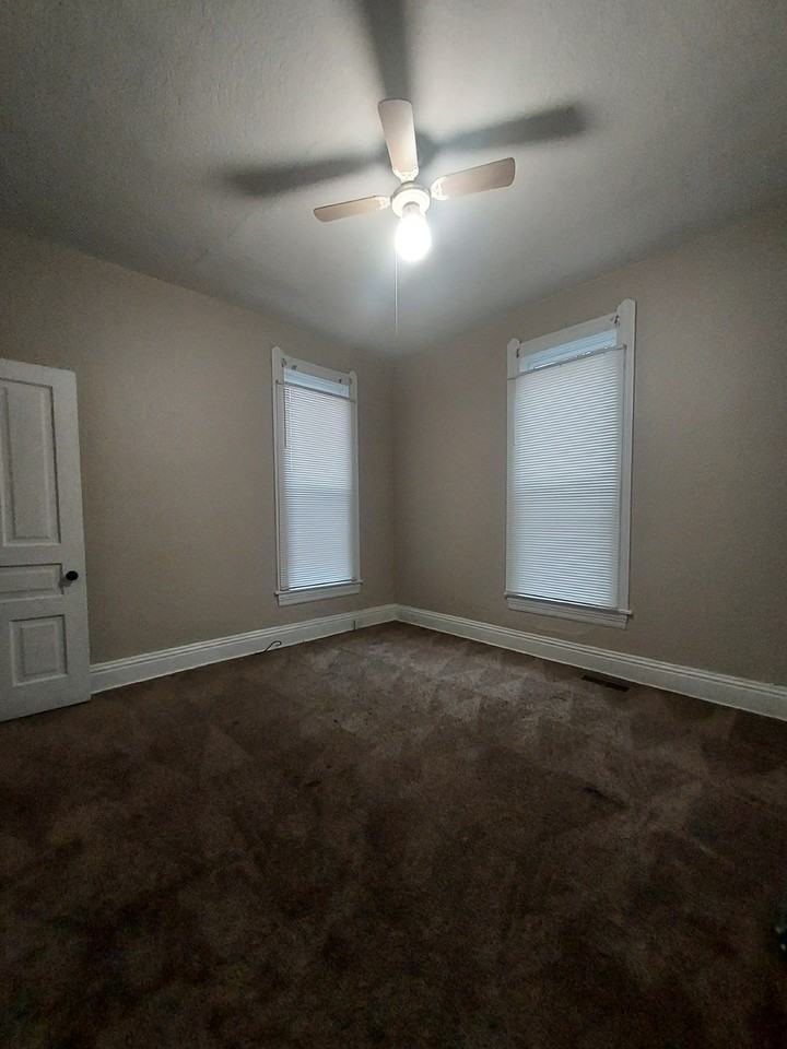 512 Kibler Ave - Photo 4 of 8