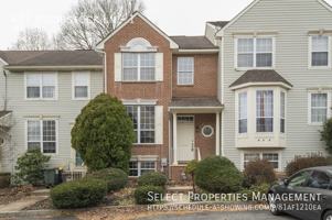 featured image of 427 Woodstock Ln #1