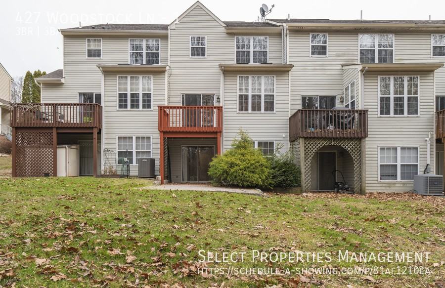 427 Woodstock Ln #1 - Photo 2 of 21