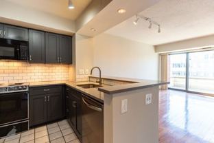 1401 17th St Nw #904 - Photo 1 of 1