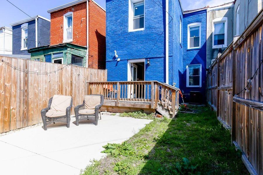 1247 I St Ne - Photo 2 of 50