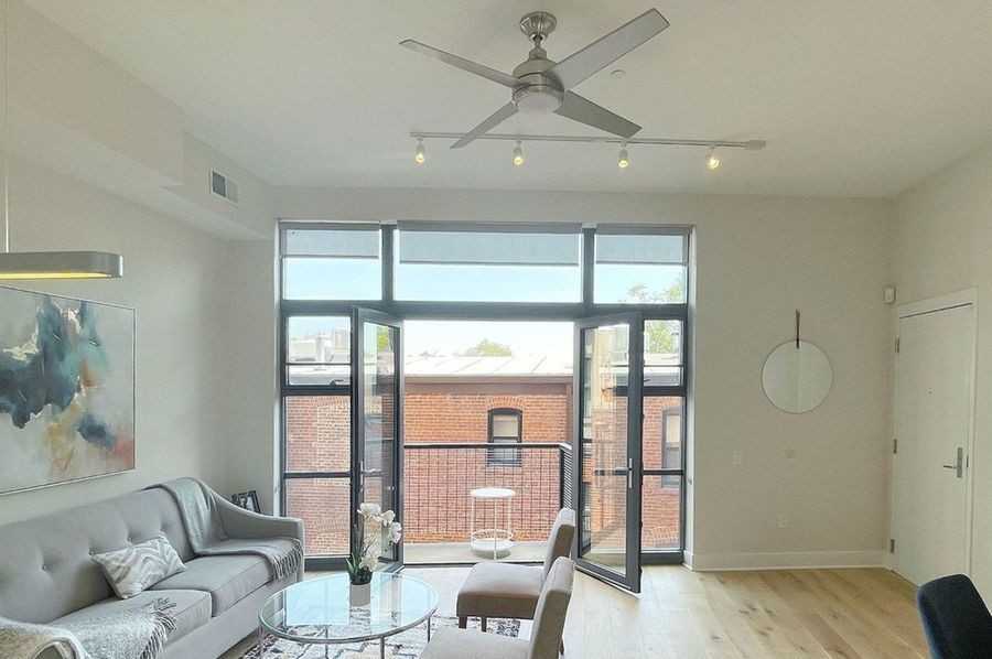 2426 Ontario Rd Nw #305 - Photo 7 of 25