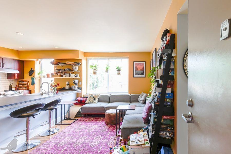 420 16th St Se #207 - Photo 7 of 33