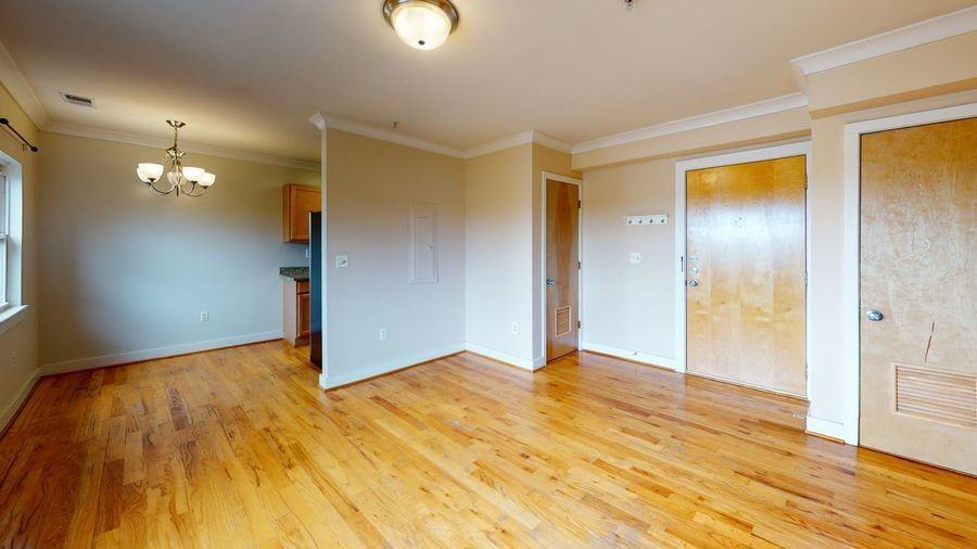 2615 4th St Ne #103 - Photo 2 of 31