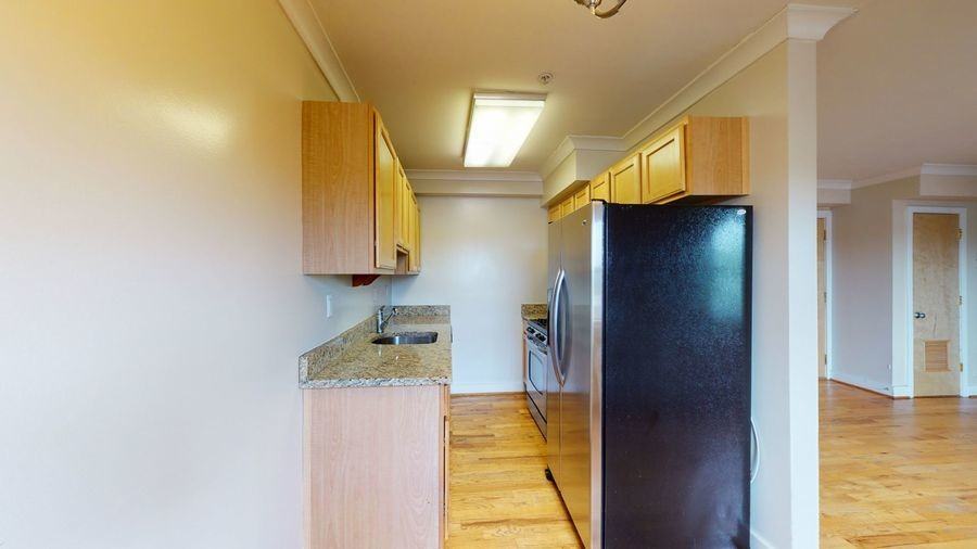 2615 4th St Ne #103 - Photo 3 of 31