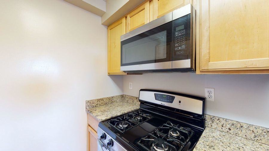 2615 4th St Ne #103 - Photo 6 of 31