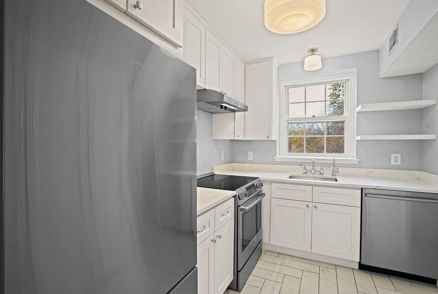 3810 39th St Nw #D124 - Photo 7 of 38