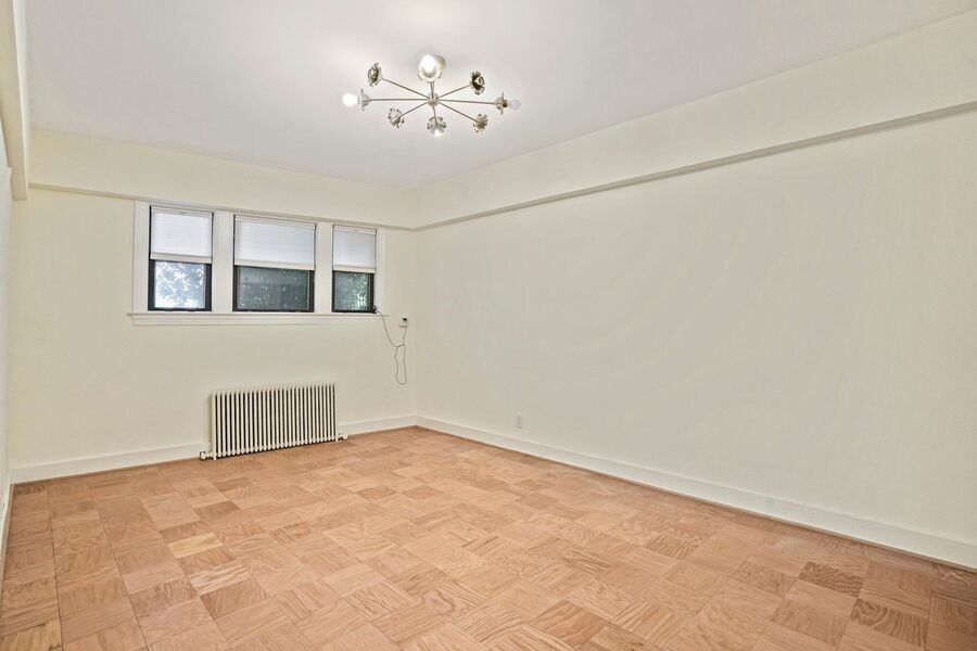 2655 41st St Nw #B4 - Photo 7 of 20