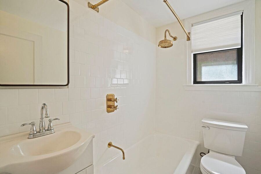 2655 41st St Nw #B4 - Photo 5 of 18