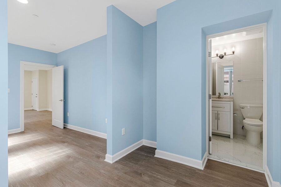 1929 2nd St Ne #2 - Photo 6 of 31