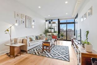 1012 Harvard St Nw #7 - Photo 1 of 1