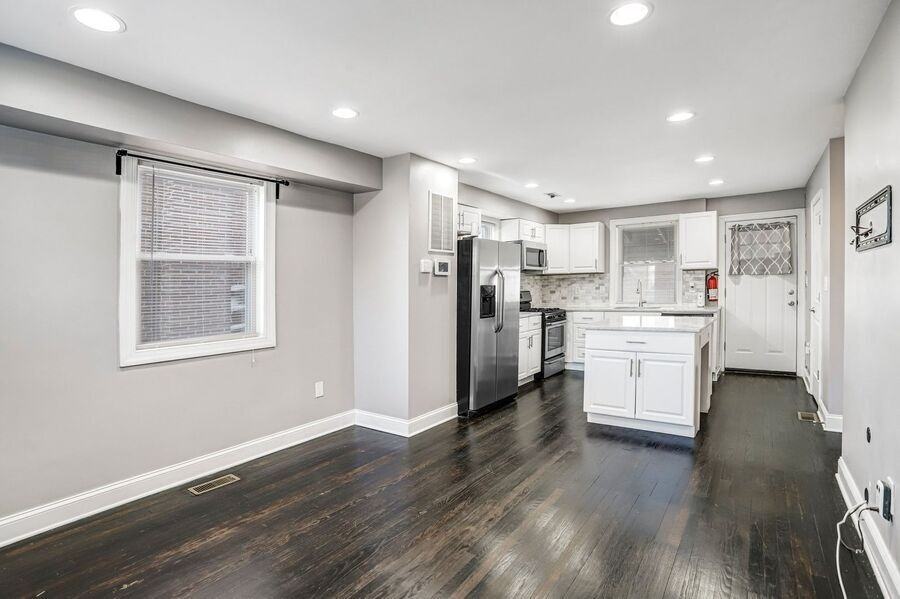 812 Burns St Se - Photo 6 of 50