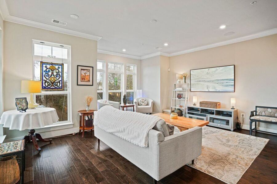 820 Fern Pl Nw #19C - Photo 2 of 34