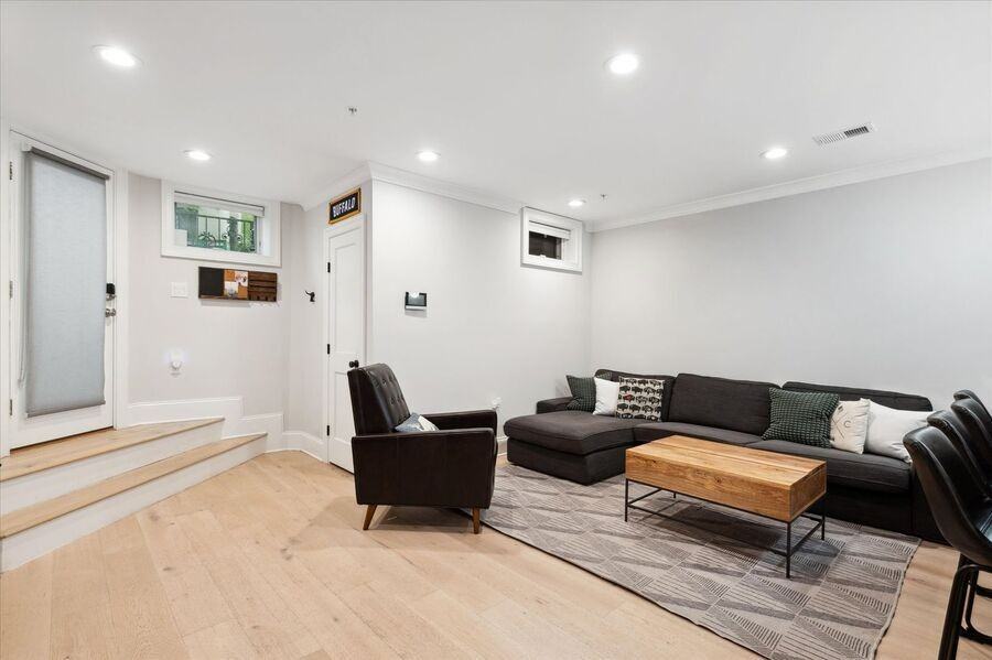 2150 Florida Ave Nw #1 - Photo 4 of 17