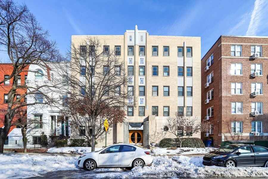 1727 R St Nw #301 - Photo 2 of 26