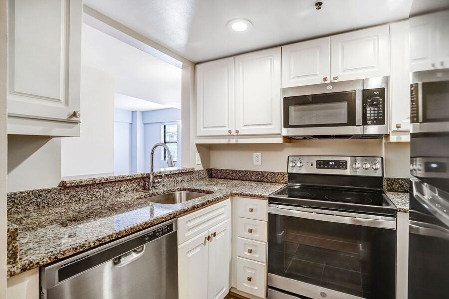 1727 R St Nw #301 - Photo 6 of 26