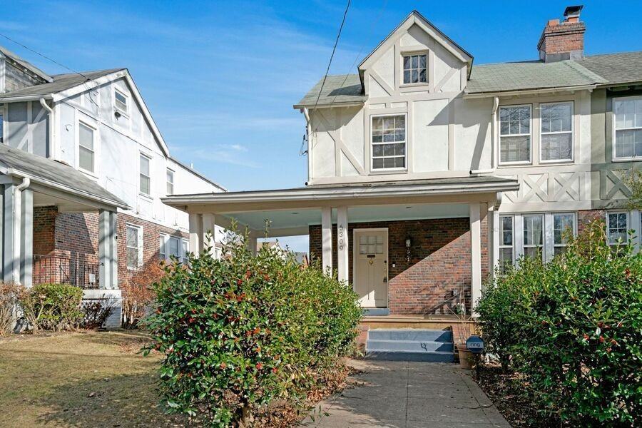5309 14th St Nw - Photo 3 of 48
