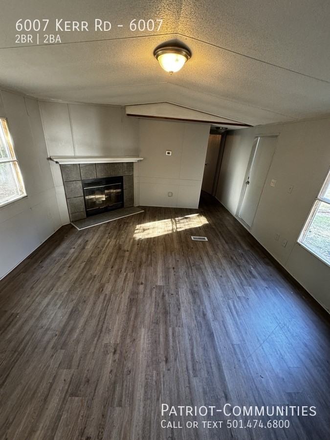 6007 Kerr Rd #6007 - Photo 4 of 22