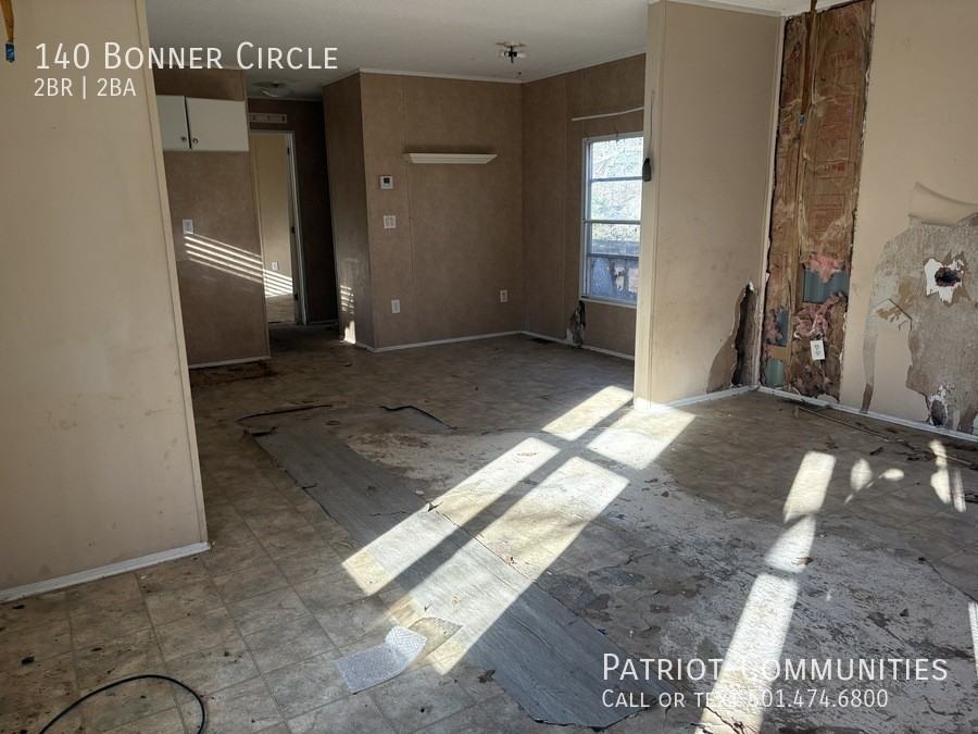 140 Bonner Cir - Photo 3 of 12