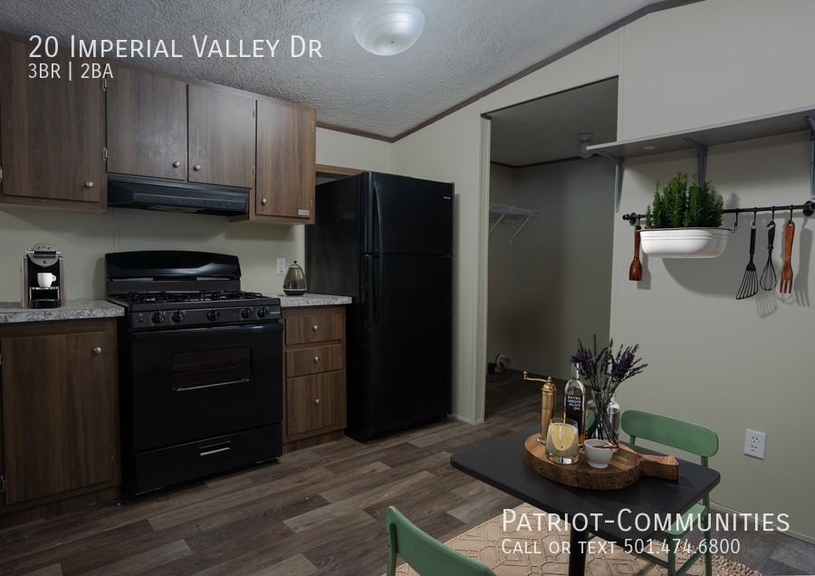 20 Imperial Valley Dr - Photo 5 of 16