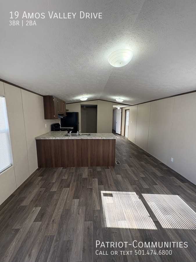 19 Amos Valley Dr - Photo 3 of 12