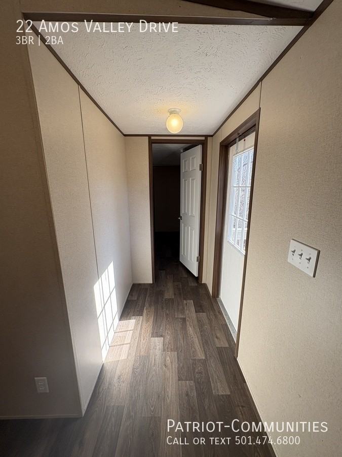 22 Amos Valley Dr - Photo 4 of 11