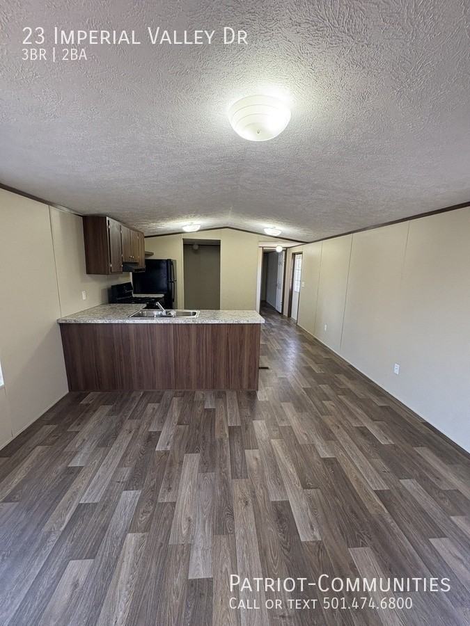 23 Imperial Valley Dr - Photo 3 of 12