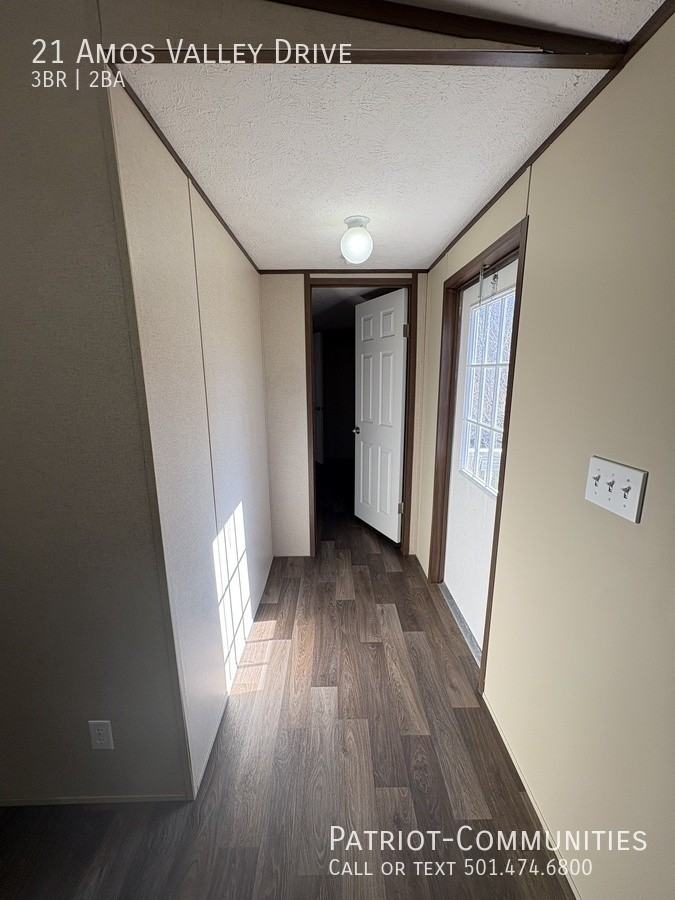 21 Amos Valley Dr - Photo 6 of 11