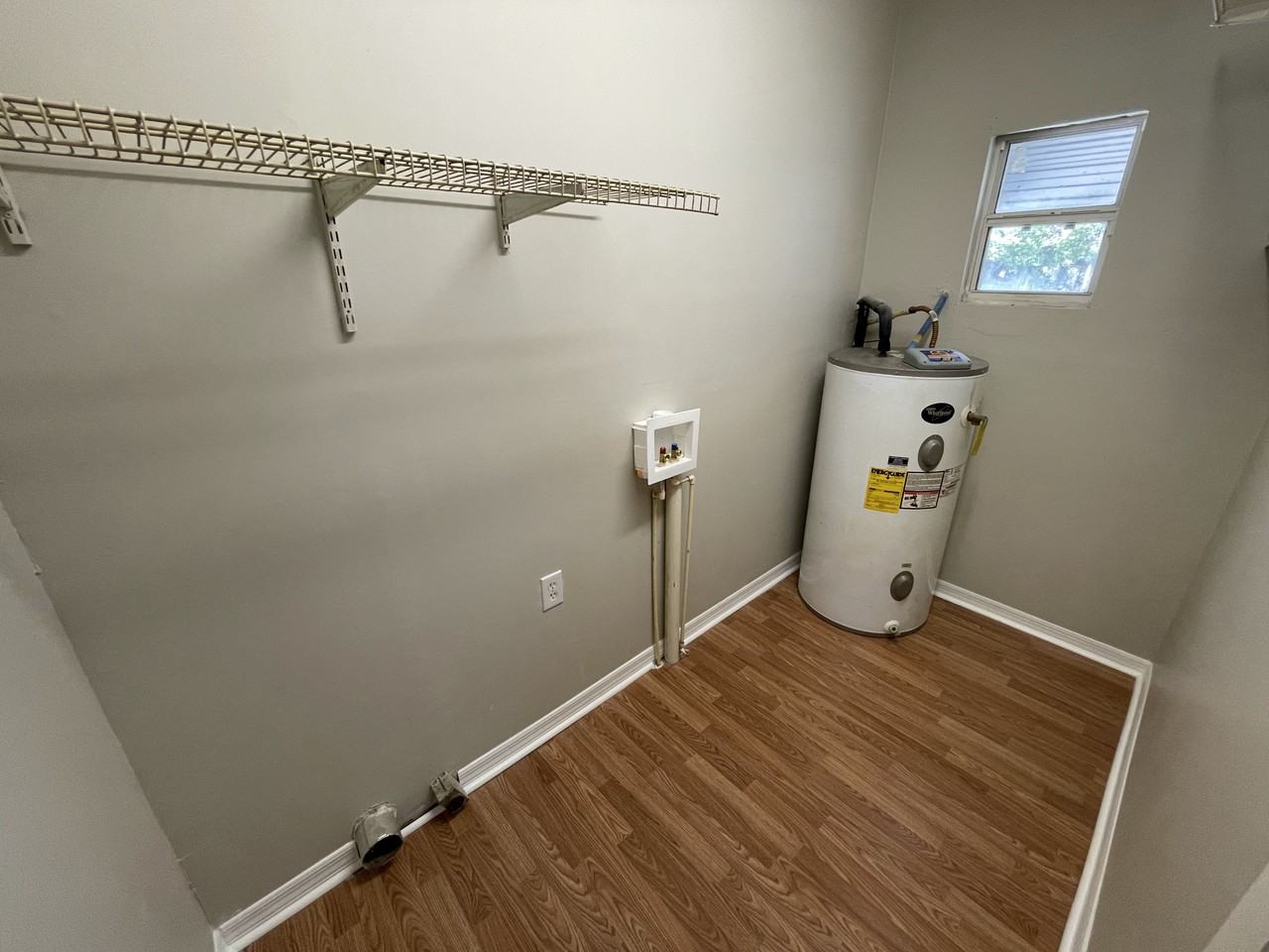 1804 W 5th St - Photo 3 of 14