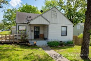 401 Uams Blvd - Photo 1 of 1