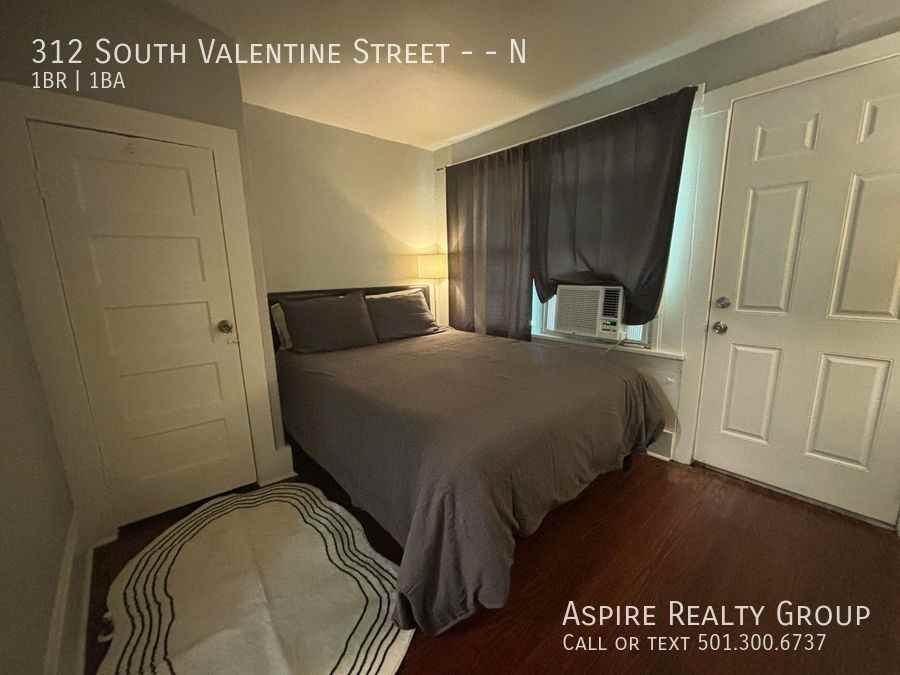 312 S Valentine St #N - Photo 3 of 12