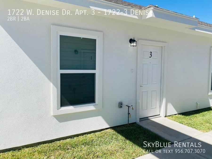 1722 W Denise Dr Apt 3 - Photo 2 of 11