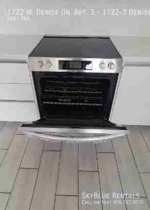 1722 W Denise Dr Apt 3 - Photo 4 of 11