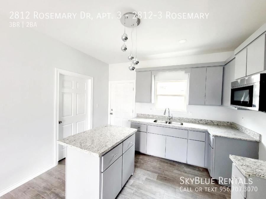 2812 Rosemary Dr - Photo 5 of 15