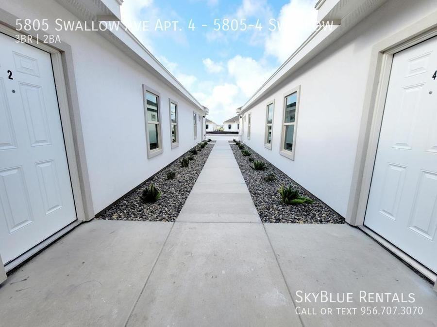 5805 Swallow Ave Apt 4 - Photo 5 of 29