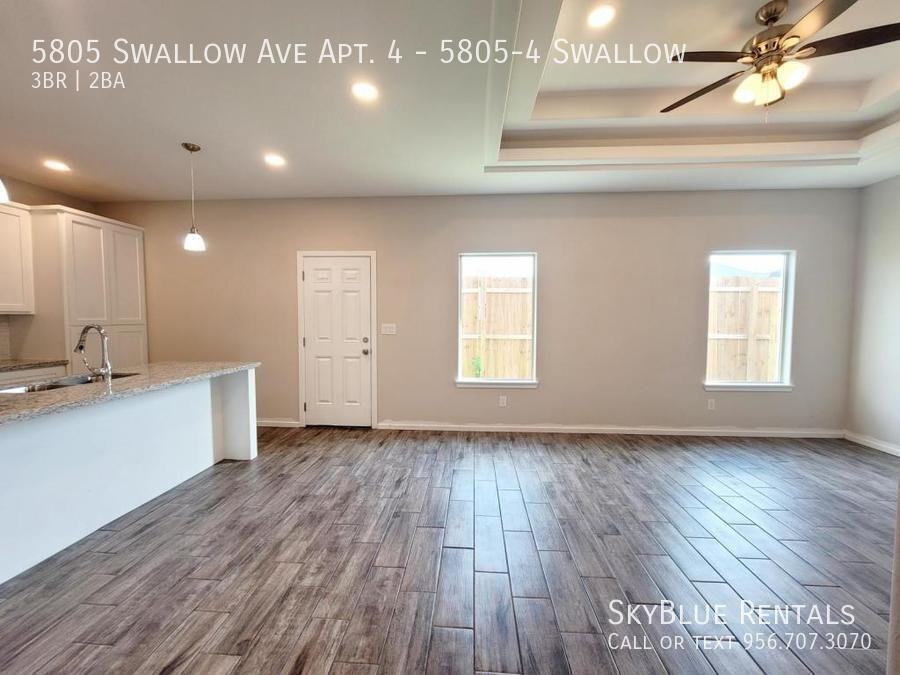 5805 Swallow Ave Apt 4 - Photo 7 of 29