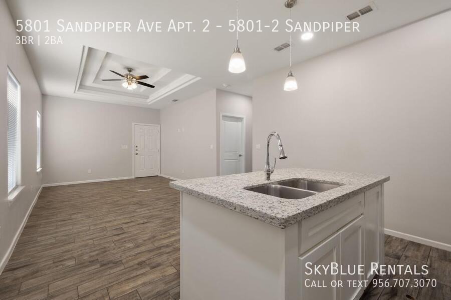 5801 Sandpiper Ave Apt 2 - Photo 6 of 18