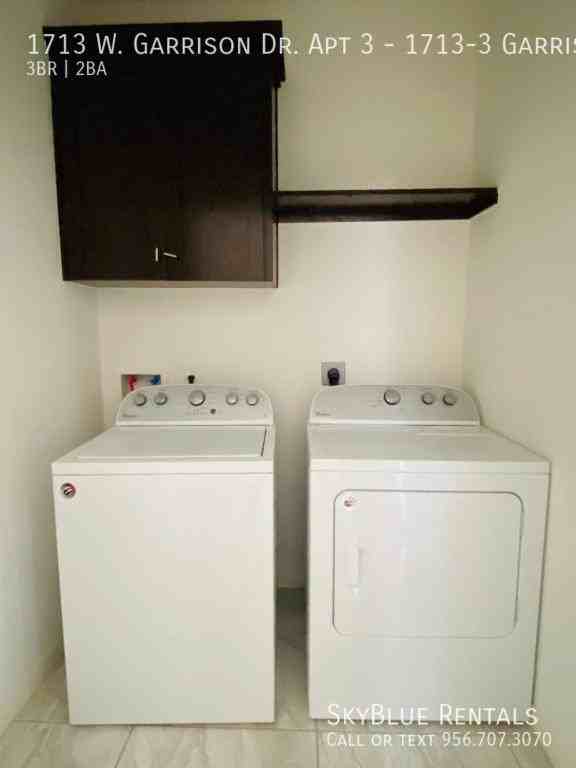 1713 W Garrison Dr Apt 3 - Photo 7 of 12