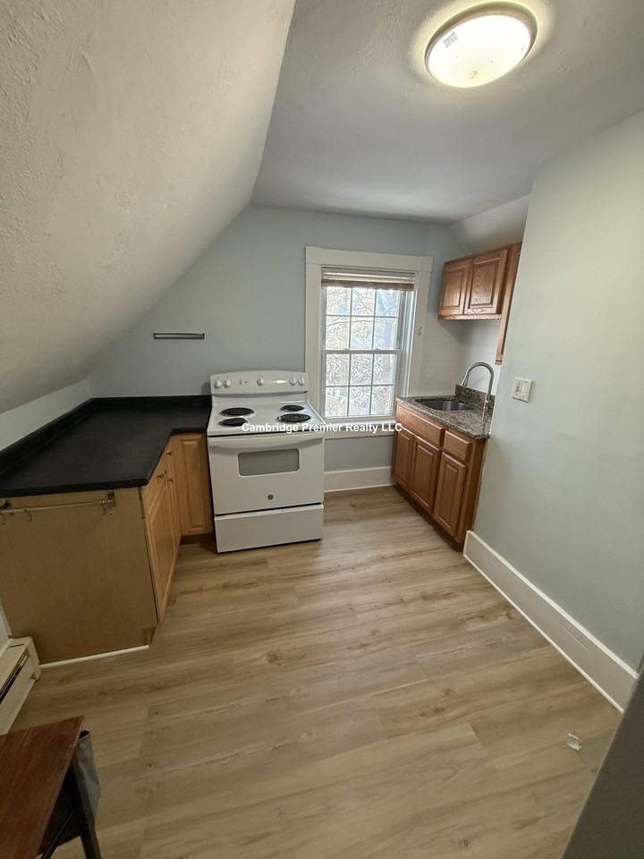 Lowell Ave #2 - Photo 3 of 24